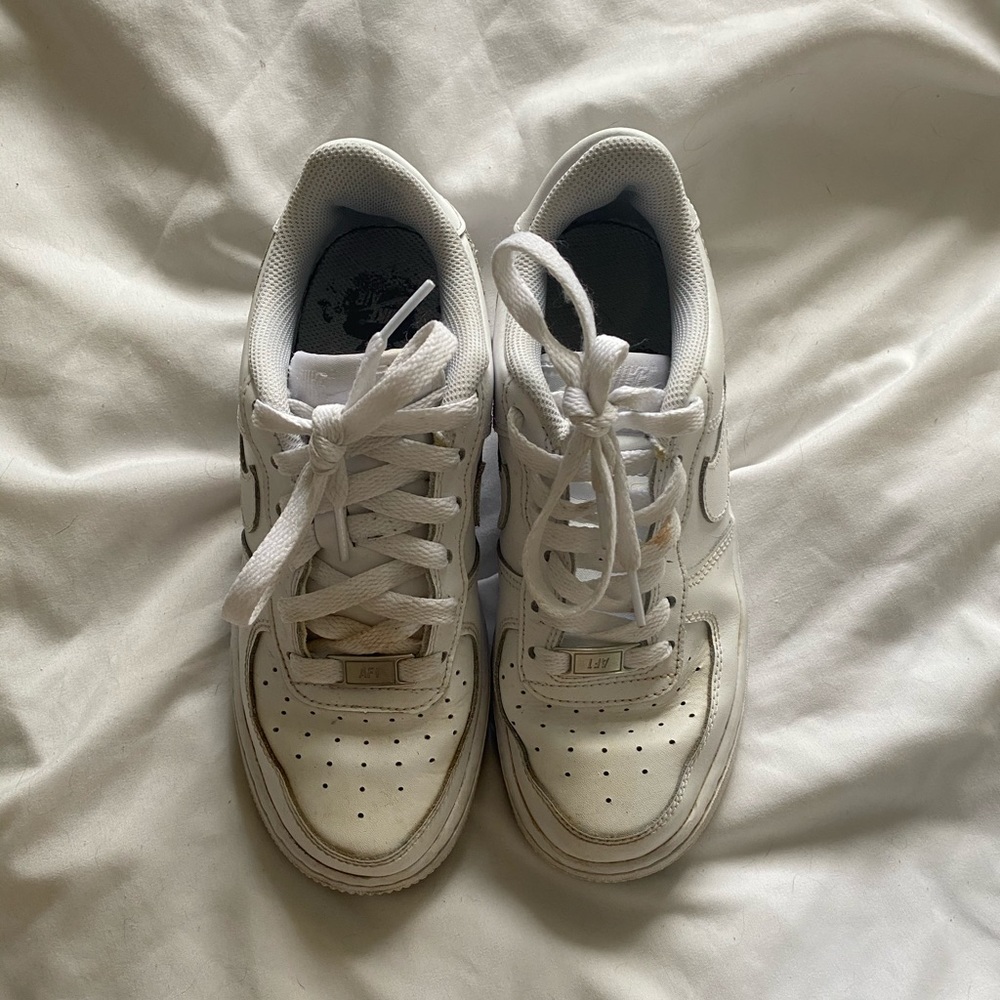 white air force ones - Picture 3 of 4